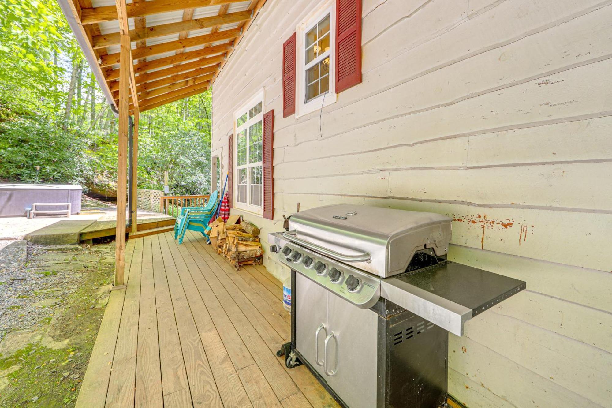 Bryson City Cottage With Hot Tub And Waterfall Views! Exterior foto