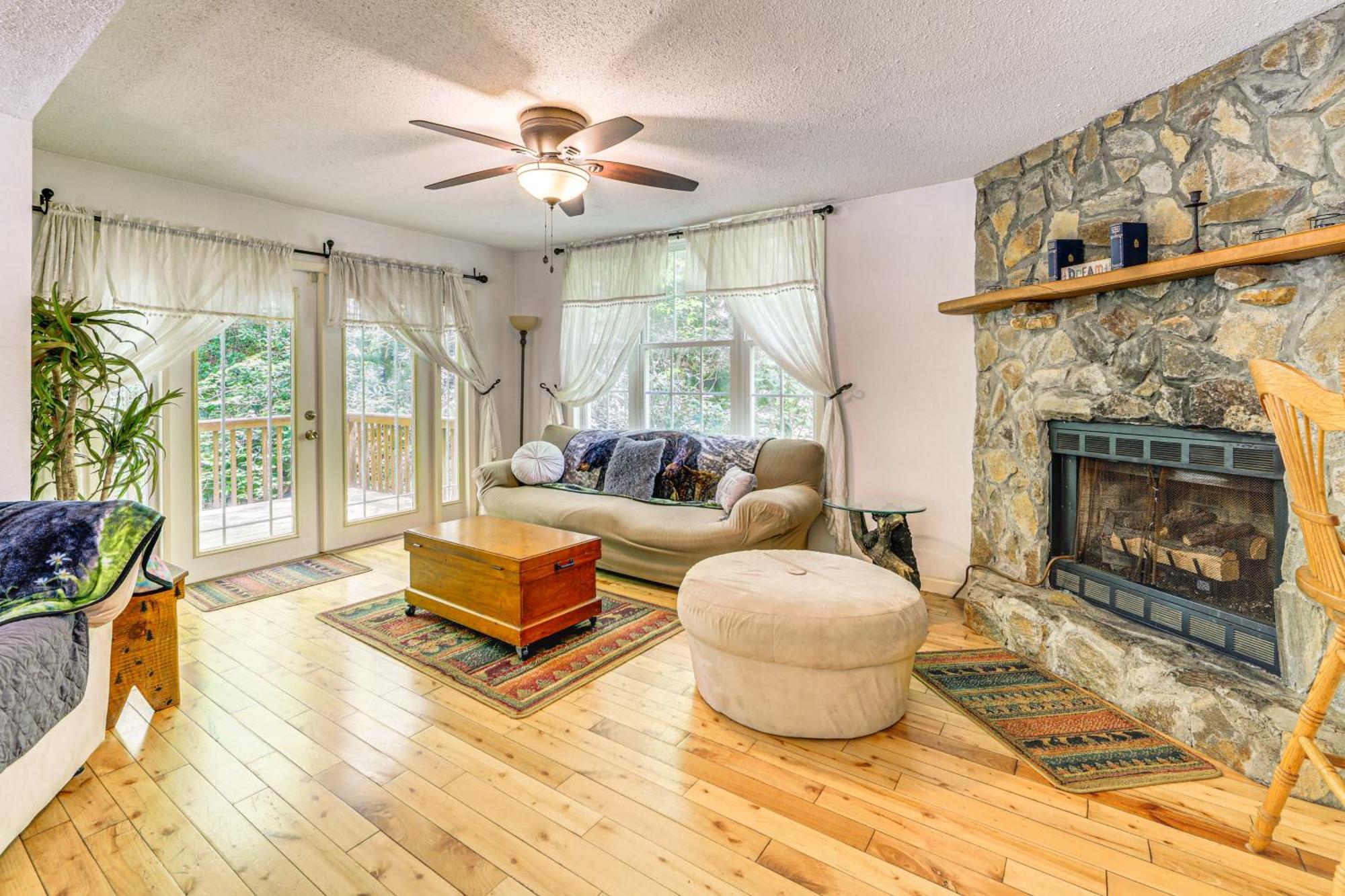 Bryson City Cottage With Hot Tub And Waterfall Views! Exterior foto